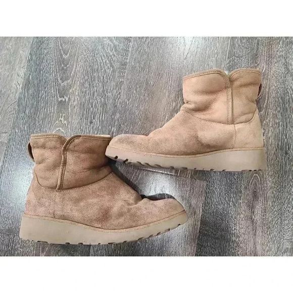 UGGwomens boots size 9.5 - Picture 3 of 9